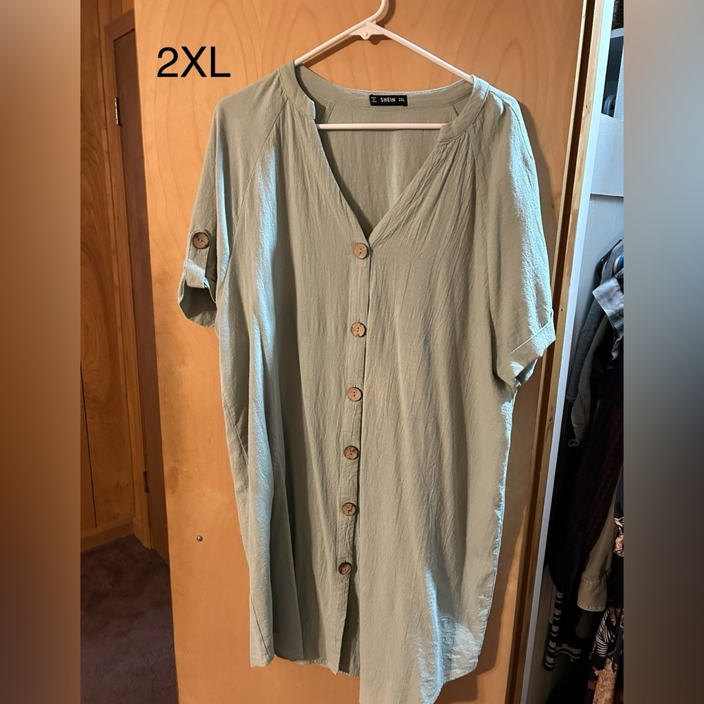 Women’s dress